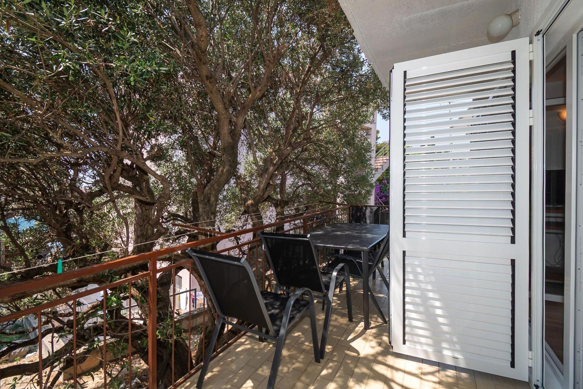 Apartment Ljuba Primošten Esterno foto